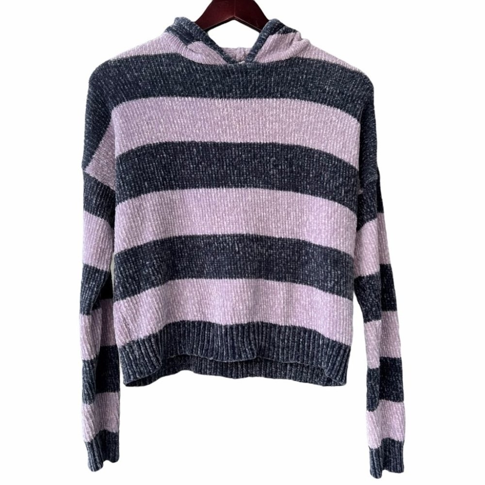 Romeo + Juliet Couture chenille chunky knit hooded sweater